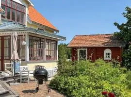 9 person holiday home in Bellö-By Traum