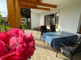 Ferienwohnung im Hexental - Familienurlaub bei Freiburg & Schwarzwald，位于Wittnau的宾馆