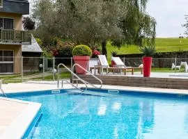 奥马哈海滩美居酒店