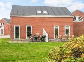 6 person holiday home in R&oslash;m&oslash;，位于森讷比的自助式住宿