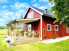 Family Retreat in Dalsland, Sweden，位于Brålanda的酒店