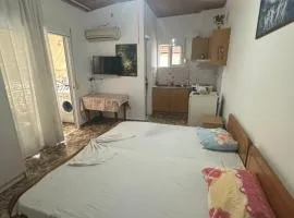 Jimmy Studio Apartment center Sarande