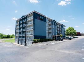 MainStay Suites Knoxville North I-75，位于诺克斯维尔的酒店