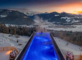 阿尔品胡贝图斯全景酒店，位于瓦尔道拉的酒店