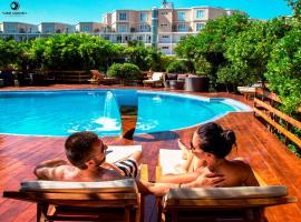 AF HOTEL AQUAPARK，位于诺夫哈那的酒店