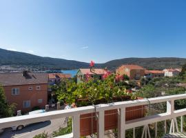 Apartments Marija，位于茨雷斯的酒店