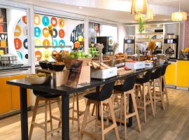 南里昂维埃纳水星酒店，位于罗讷河畔沙斯的酒店