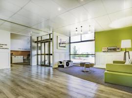 宜必思样式伊萨山维罗纳酒店，位于伊萨山的酒店