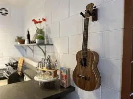 Ocean View Balcony, 4 Min Walk to Beach