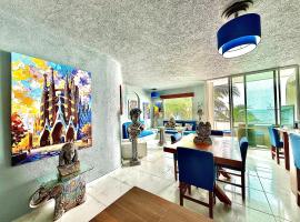 Espectacular Apto remodelado, de lujo y a pie de Playa con vista al mar，位于曼萨尼约的酒店