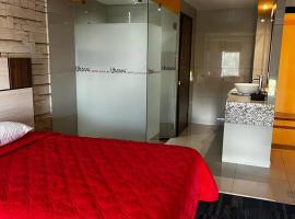 Hotel Urbane，位于墨西哥城的酒店