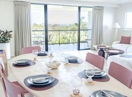 Beachfront Canvas - Ocean Views Pool Gym，位于穆德吉巴的酒店