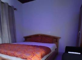 King'sol Guesthouse，位于Pantampo的酒店