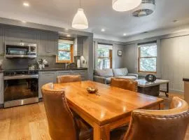 Cedar Crest-Stellars Jay Cottage 4