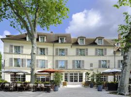 朗布依埃水星城堡酒店，位于朗布依埃的酒店