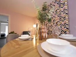 Stylish central location 3 bedroom house