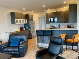 The Golden Sky Sanctuary at the Algonquin Residence，位于鲁珀特王子港的酒店