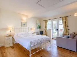 1 bed property in Woodbridge 72641