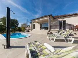 Beautiful Home In Sinj