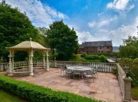 4 Bed in Bettws Cedewain 86784