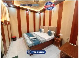 Hotel Ayodhya Rama-yana Palace Near Ramjanam Bhumi - Onsite Parking & Free Wifi Facilities - Fully-Air-Conditioned Rooms - Best Hotel In Ayodhya Book Quickly
