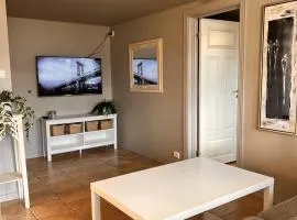 Bright and centrally studio with Oceanview