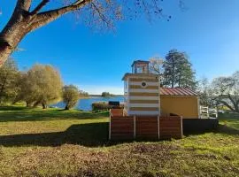 Mazurska Latarnia z prywatną plażą i stawem