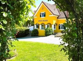 菲林霍夫乌德勒阿卡丹酒店