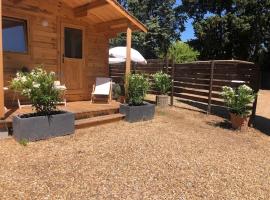 chalet le domaine des cigales，位于卡瓦永的酒店