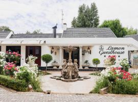 Lamon Guesthouse，位于克龙斯塔德的酒店