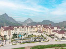 Legend Valley Hotel Ha Nam，位于Phủ Lý的酒店