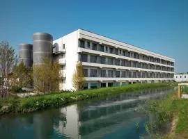 UNA HOTELS Le Terrazze Treviso Hotel & Residence