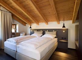 Hotel Die Krone - Immenstadt-Stein，位于阿尔高内的伊门施塔特的酒店