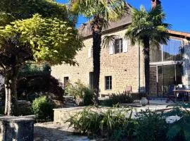 Domaine Le Verger - B&B Pool, Hammam, Kitchen in Saint Estephe