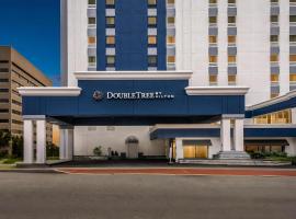 威尔明顿市中心法律区希尔顿逸林酒店，位于威尔明顿的酒店