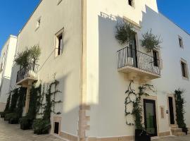 Dimora San Nicola Charming Suite，位于孔韦尔萨诺的酒店