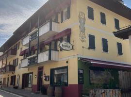 艾贝果格尔尼巴瑞其奥酒店，位于奥伦佐卡多利的酒店