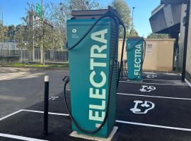 宜必思巴黎拉德芳斯库尔布瓦酒店，位于库尔布瓦的酒店