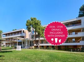 Residence Umag Plava Laguna，位于乌马格的酒店