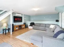 Lakeview Retreat Bonnie Doon - Sleeps 11