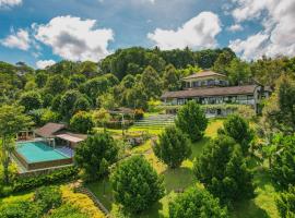 Hidden Gardens Resort, Davao，位于达沃市的酒店
