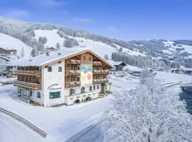 Boutique House happYellow Saalbach