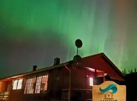 Lykke House Hot Tub, Grill Hut Northern Lights