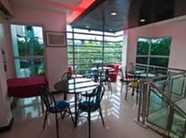 阿索郡酒店，位于Iriga的酒店