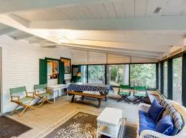 Garden Island's Cedar