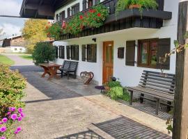 Ferienwohnung Beim Straßer，位于弗林茨巴赫的酒店