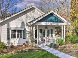8 Mi to Sugar Mtn! Cozy Cottage with Fire Pit