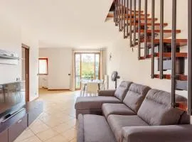 Lago di Monate Apartment