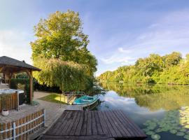 Arborétum Nyaraló Szarvas - Kültéri jakuzzival，位于索尔沃什的酒店