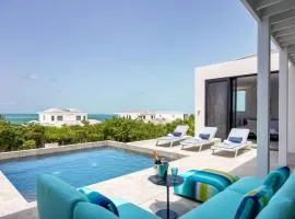 Skyline Villas - Villa Pluto Oceanfront with Private Pool